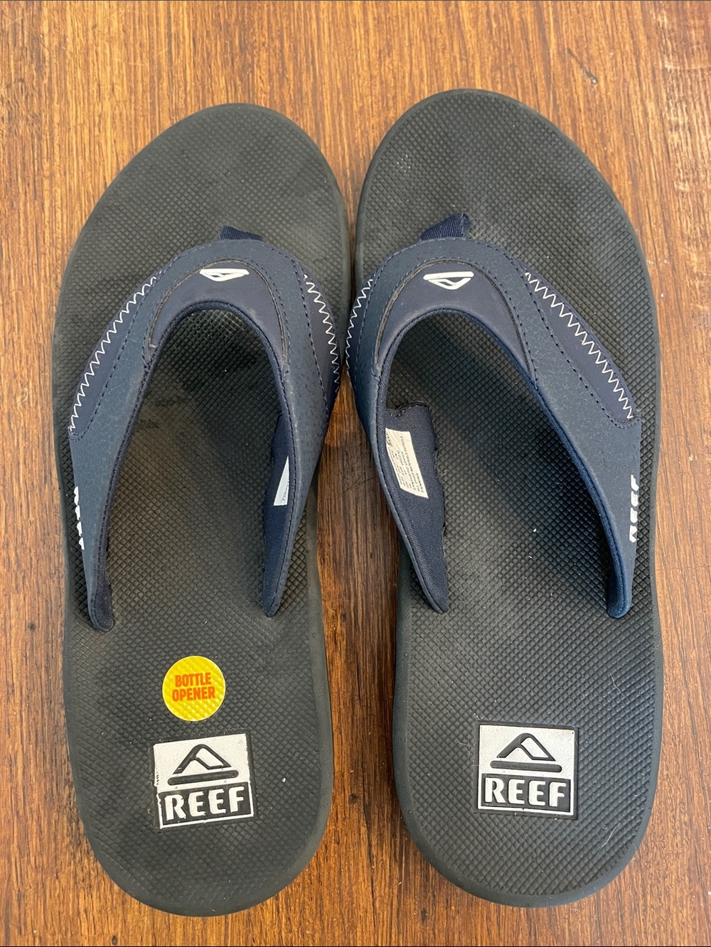 Reef Men’s Black and Navy Bottle-Opener Flip Flops